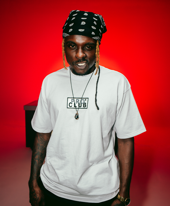 Pro Club Men's Heavyweight Short Sleeve Embroidered Box Logo Tee