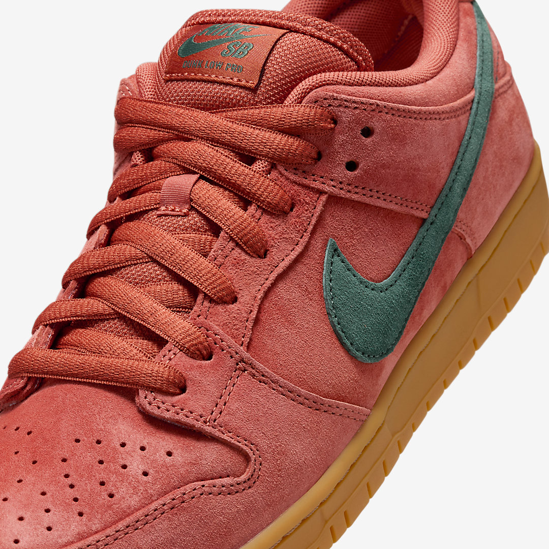 Nike SB Dunk Low Pro Nike SB Dunk Low Pro