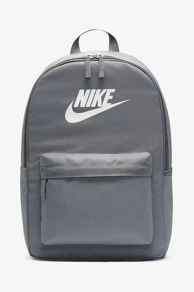 mens nike heritage backpack (Black) Tried and tested Nike Heritage Crystal Backpack (25L).