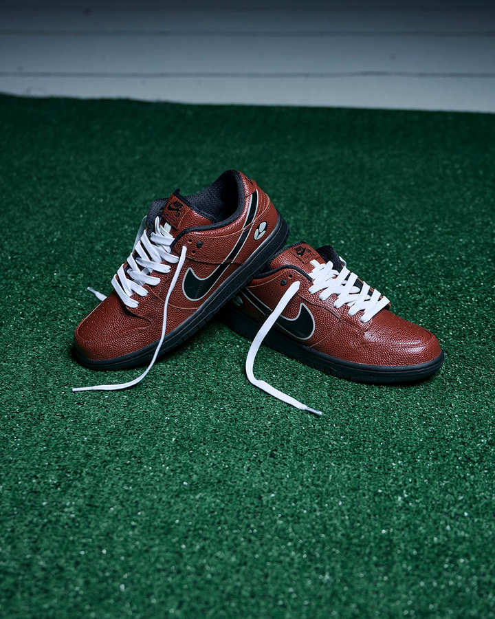 Nike SB Dunk Low x Limosine Skateboards Skate Shoes