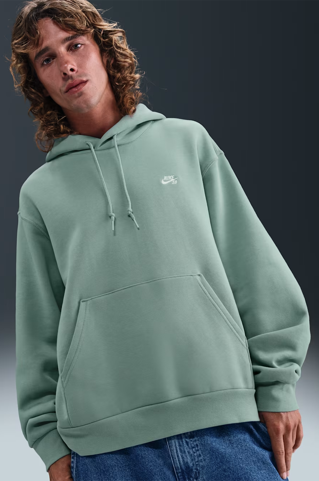 Nike SB Essential Logo Fleece Pullover Skate Hoodie - Mainland Skate & Surf