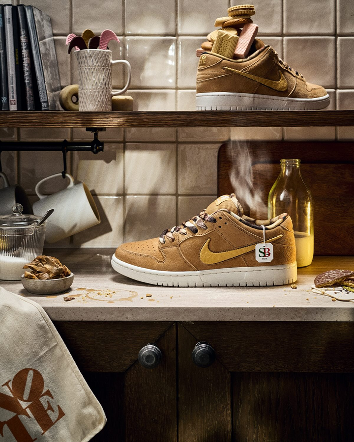 Nike SB x NOTE Manchester Dunk Low Pro Skate Shoes