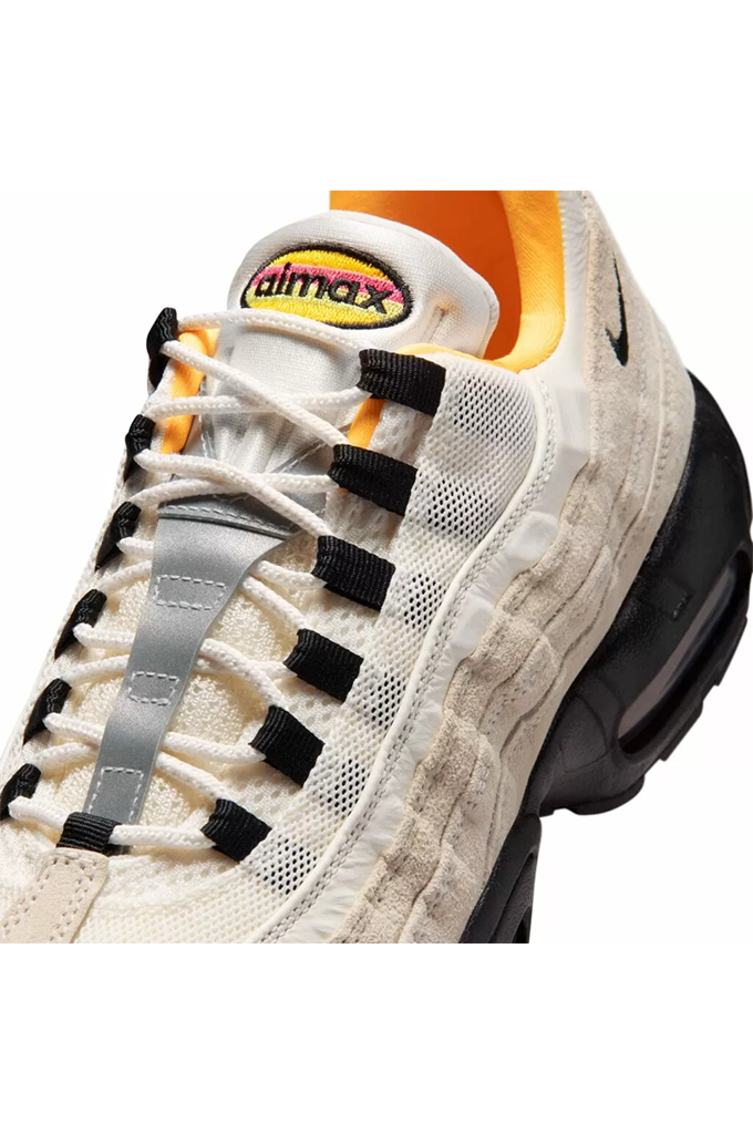 Nike SB Air Max 95 'Club 58'
Shoe in Sail and Laser Orange on white background