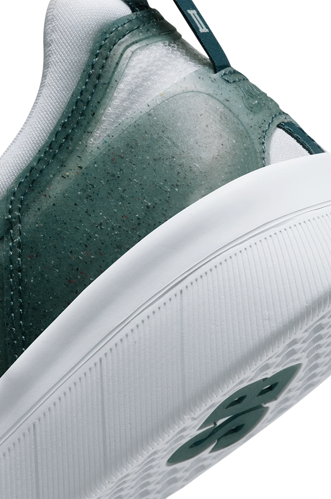 Nike SB Nyjah Free 2 Premium "Ash Green" Skate Shoes