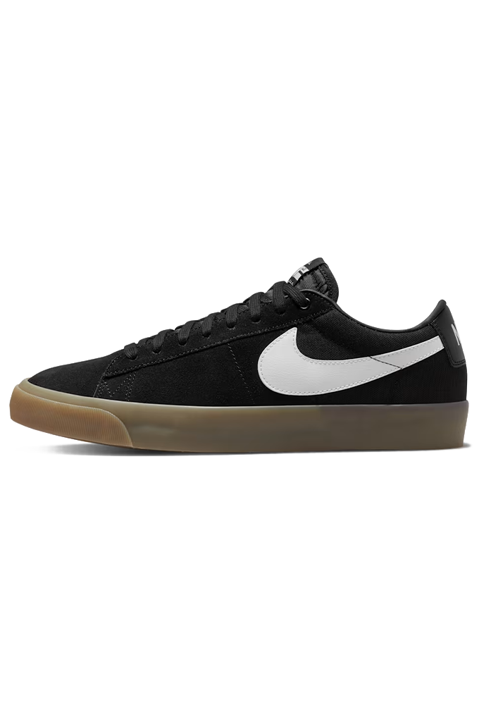 Nike sb shoe from side black in color with white background. #color_black-white-black-white