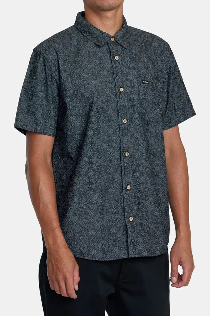 RVCA Mens Frame Chambray Short Sleeve Shirt, Washed Black, Size XXL