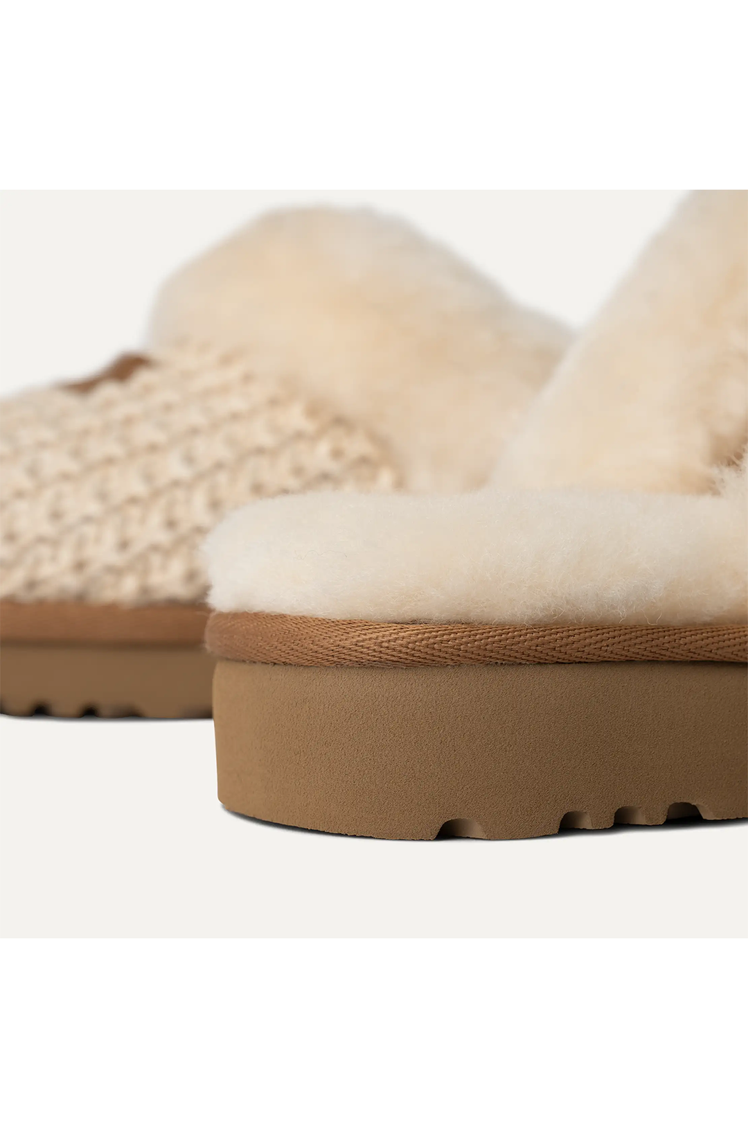 UGG Women's Cozy Slipper