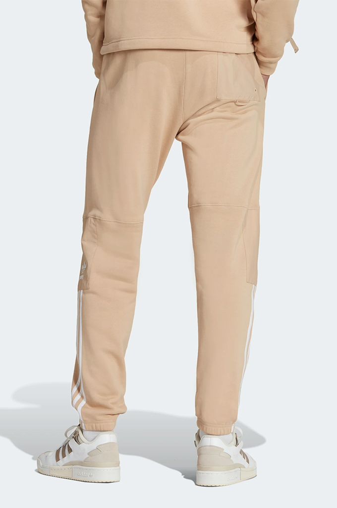 Adidas discount long sweatpants