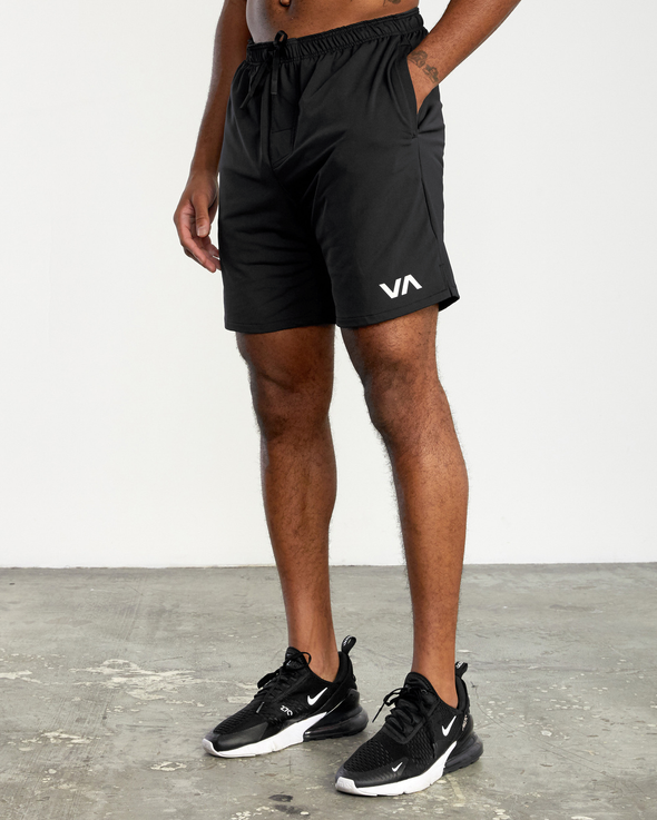 RVCA Trainer Elastic Walkshorts 17"